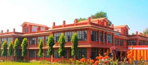 Saskirt-university