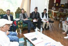 पार्टीभित्र ओली दवावमा, ओलीको असहमतिबीच कार्यदल