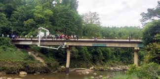 मसोटखोला पुल जोखिम अवस्थामा